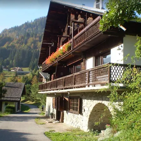 Tavaillons 2 * La Clusaz